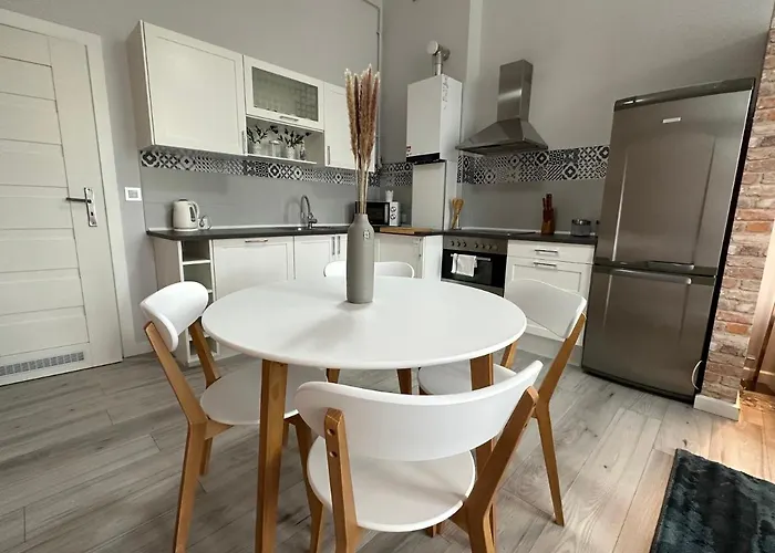 Wroclawia Apartment *